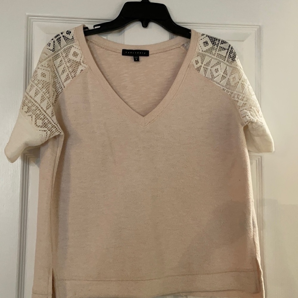Sanctuary short sleeve sweater shirt with lace detailing